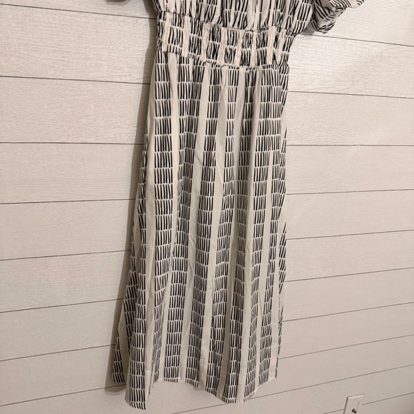 Anthropologie Maeve Puff-Sleeve Square-Neck Smocked Midi Dress NWT XS - Picture 9 of 10